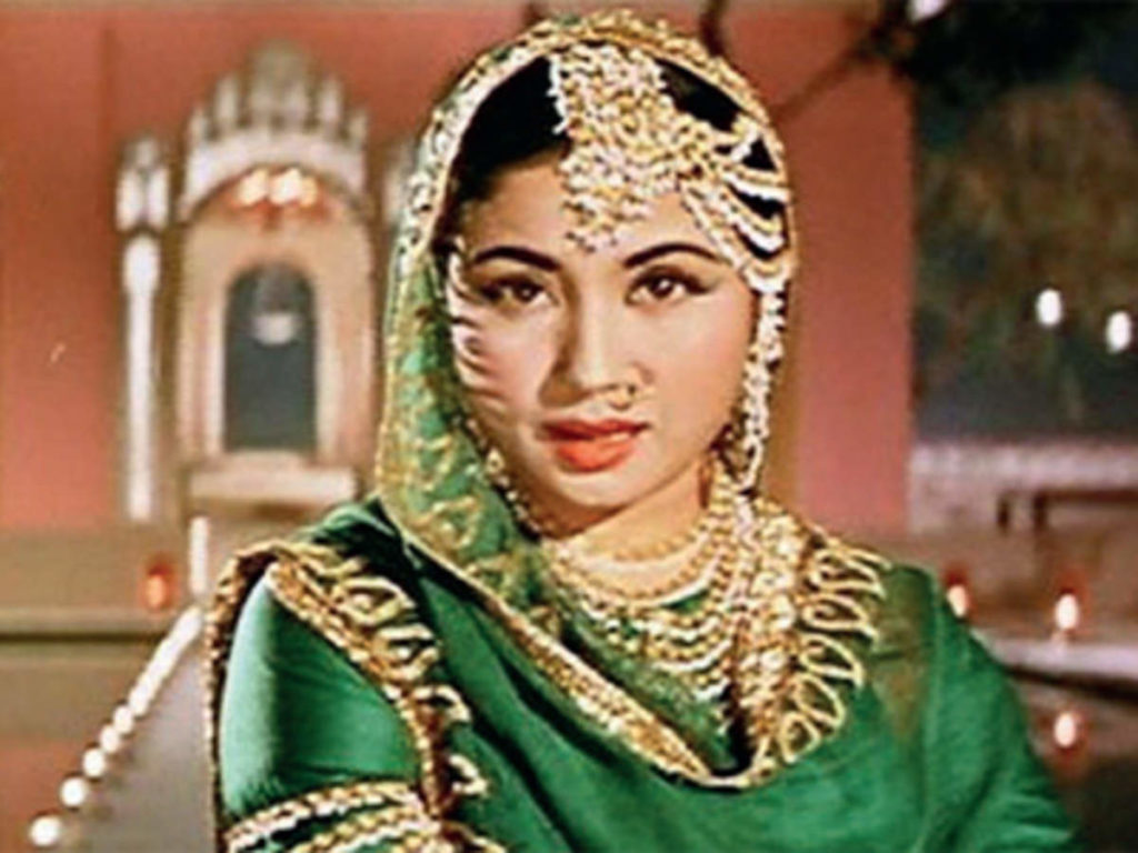 Remembering Meena Kumari On Her 49th Death Anniversary – Some Lesser Known  Facts - The Womb